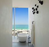 Emiraty - The Oberoi Beach Al Zorah - Kohinoor_Suite_Bathroom